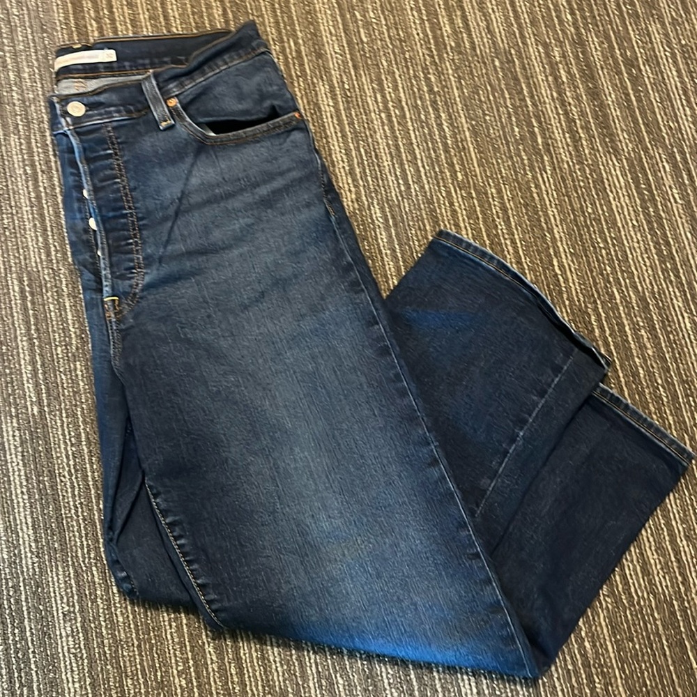 Levis blue ribcage jeans